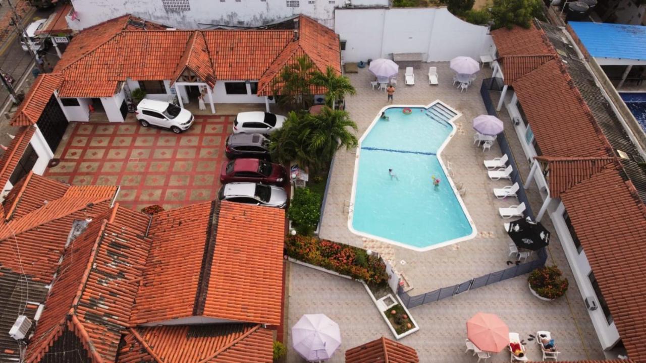 Hotel Villa Ricaurte Esterno foto