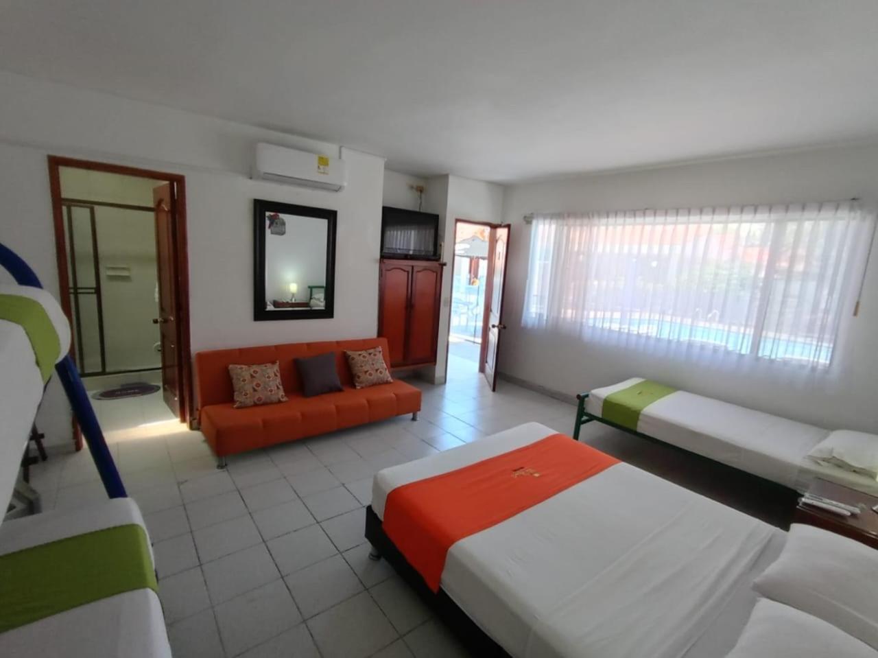 Hotel Villa Ricaurte Esterno foto