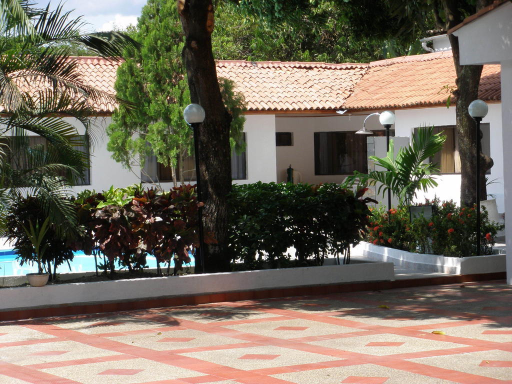 Hotel Villa Ricaurte Esterno foto